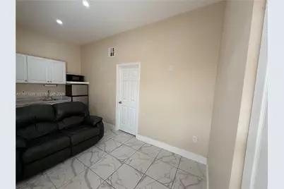 18255 SW 145th Ave #Back, Miami, FL 33177 - Photo 5
