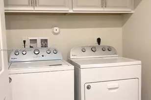 2857 Bard St, Palm Springs, FL 33406 - Photo 17