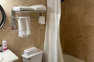 19201 Collins Ave, Sunny Isles Beach, FL 33160 - Photo 9