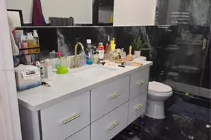 869 W 37th St, Hialeah, FL 33012 - Photo 5