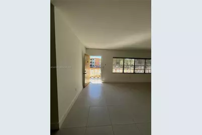 11855 NE 19th Dr #20, North Miami, FL 33181 - Photo 3