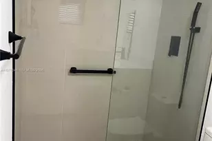 11855 NE 19th Dr, North Miami, FL 33181 - Photo 23