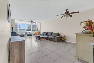 1302 NE 191st St, Miami, FL 33179 - Photo 21