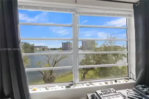 1302 NE 191st St, Miami, FL 33179 - Photo 25