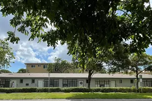 1346 NW 6th St, Miami, FL 33125 - Photo 1