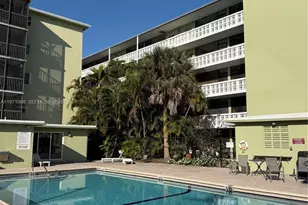 1425 Arthur St, Hollywood, FL 33020 - Photo 5