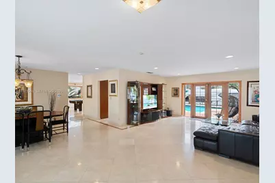 2930 NE 164th St, North Miami Beach, FL 33160 - Photo 11