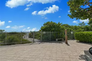 200 Ocean Ln Dr, Key Biscayne, FL 33149 - Photo 39