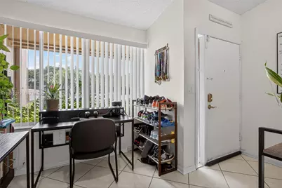 802 NW 79th Ter, Plantation, FL 33324 - Photo 19