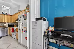 802 NW 79th Terrace, Plantation, FL 33324 - Photo 25