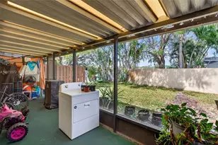 802 NW 79th Terrace, Plantation, FL 33324 - Photo 25