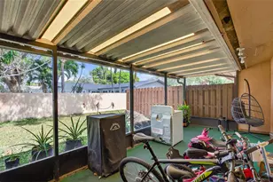 802 NW 79th Terrace, Plantation, FL 33324 - Photo 19