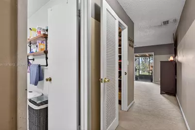 802 NW 79th Ter, Plantation, FL 33324 - Photo 7
