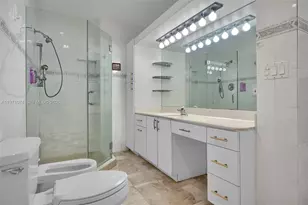 1630 SW 98th Ct, Miami, FL 33165 - Photo 15