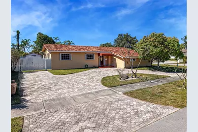 1630 SW 98th Ct, Miami, FL 33165 - Photo 27