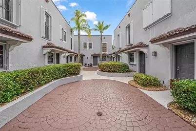 11625 NW 11th St #11625, Pembroke Pines, FL 33026 - Photo 7