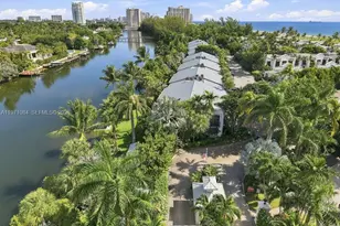 1698 S Ocean Ln, Fort Lauderdale, FL 33316 - Photo 1