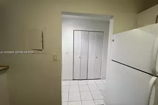 16851 NE 23rd Ave, North Miami Beach, FL 33160 - Photo 5