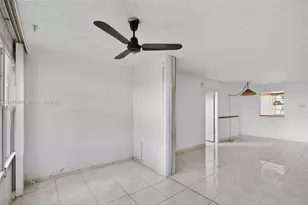 7310 NW 18th St, Margate, FL 33063 - Photo 15