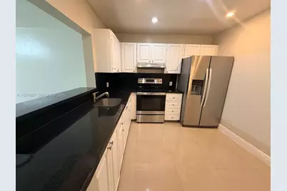 11925 NE 2nd Ave #B310, North Miami, FL 33161 - Photo 5