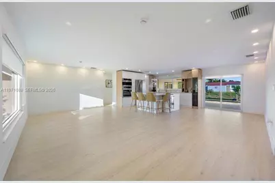 1810 SW 6th Ave, Pompano Beach, FL 33060 - Photo 7