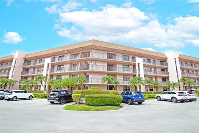 10207 Sunrise Lakes Blvd #204, Sunrise, FL 33322 - Photo 9