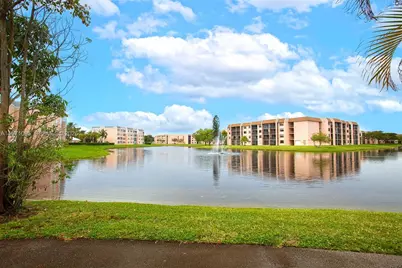 10207 Sunrise Lakes Blvd #204, Sunrise, FL 33322 - Photo 37