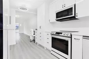 10207 Sunrise Lakes Blvd, Sunrise, FL 33322 - Photo 21