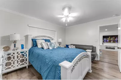 15109 SW 71st Ln, Miami, FL 33193 - Photo 13