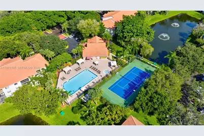10105 W Sunrise Blvd #104, Plantation, FL 33322 - Photo 31
