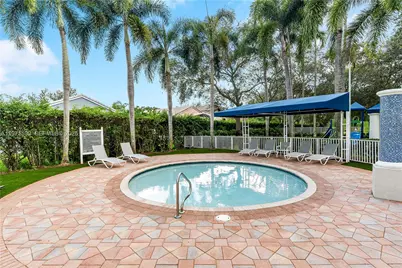 2221 NW 129th Ter, Pembroke Pines, FL 33028 - Photo 45