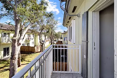 373 NE 26th Pl #201, Homestead, FL 33033 - Photo 19