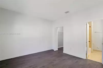 373 NE 26th Pl #201, Homestead, FL 33033 - Photo 9