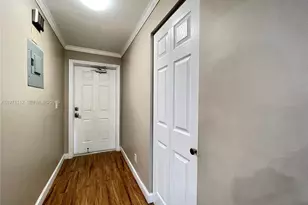 7340 Lake Cir Dr, Margate, FL 33063 - Photo 7