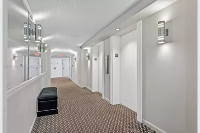 1900 Consulate Pl #2205, West Palm Beach, FL 33401 - Photo 3