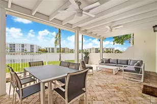 6407 NW 109th Ave, Doral, FL 33178 - Photo 9