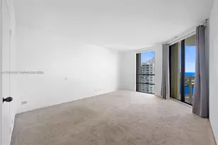 20191 E Country Club Dr, Aventura, FL 33180 - Photo 17