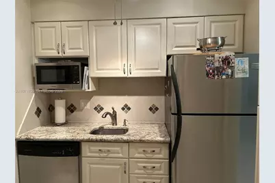 920 SW 11th Ave #9D, Hallandale Beach, FL 33009 - Photo 13