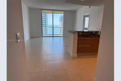 1060 Brickell Ave #3105, Miami, FL 33131 - Photo 3