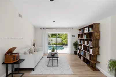 13810 Roanoke St, Davie, FL 33325 - Photo 7