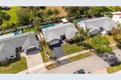 13810 Roanoke St, Davie, FL 33325 - Photo 43