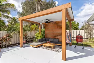 13810 Roanoke St, Davie, FL 33325 - Photo 37