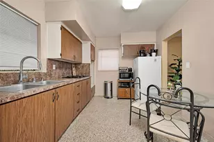 11300 NW 62nd Ave, Hialeah, FL 33012 - Photo 13