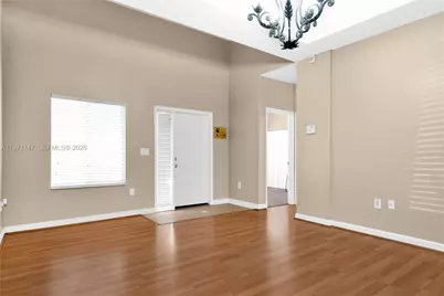 2875 NE 4th St, Homestead, FL 33033 - Photo 5