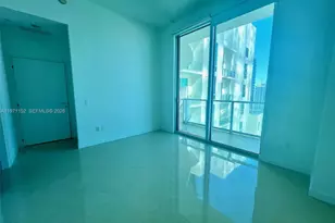 300 S Biscayne Blvd, Miami, FL 33131 - Photo 9