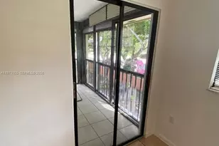 811 NE 199th St, Miami, FL 33179 - Photo 9