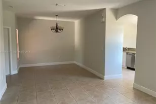 2041 SE 15th St, Homestead, FL 33035 - Photo 7