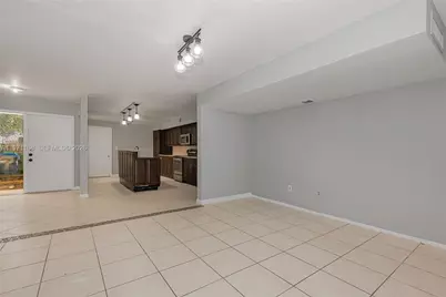 20536 NE 6th Ct #20536, Miami, FL 33179 - Photo 9