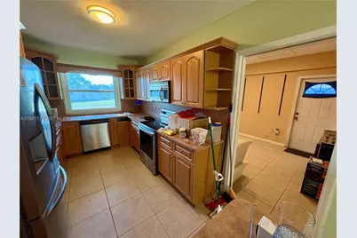 4948 SW 90th Ter, Cooper City, FL 33328 - Photo 9