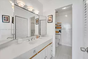 2451 Brickell Ave, Miami, FL 33129 - Photo 15